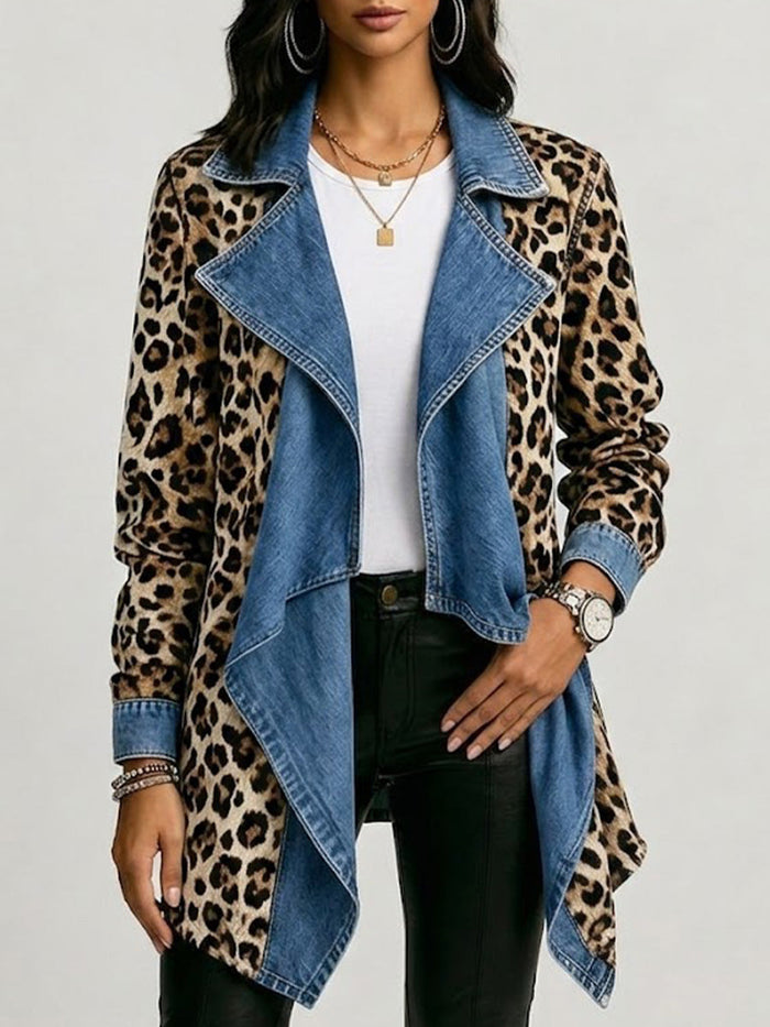 Sherilyn™ | Veste mi-longue à imprimé léopard et panneaux en denim délavé